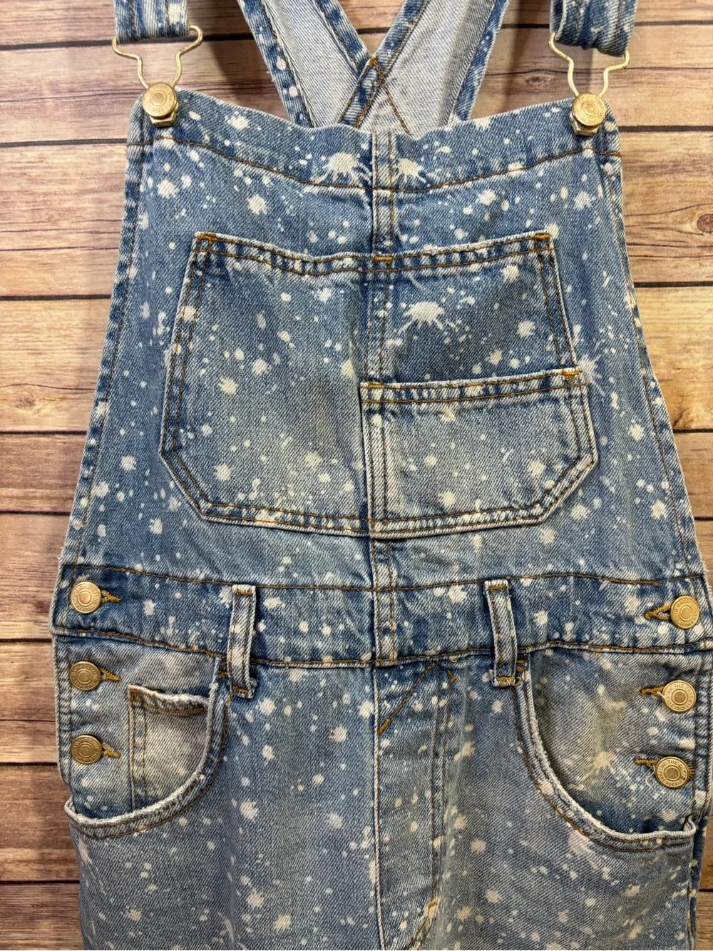 Free People Ziggy denim bleach splatter overalls Size Small
